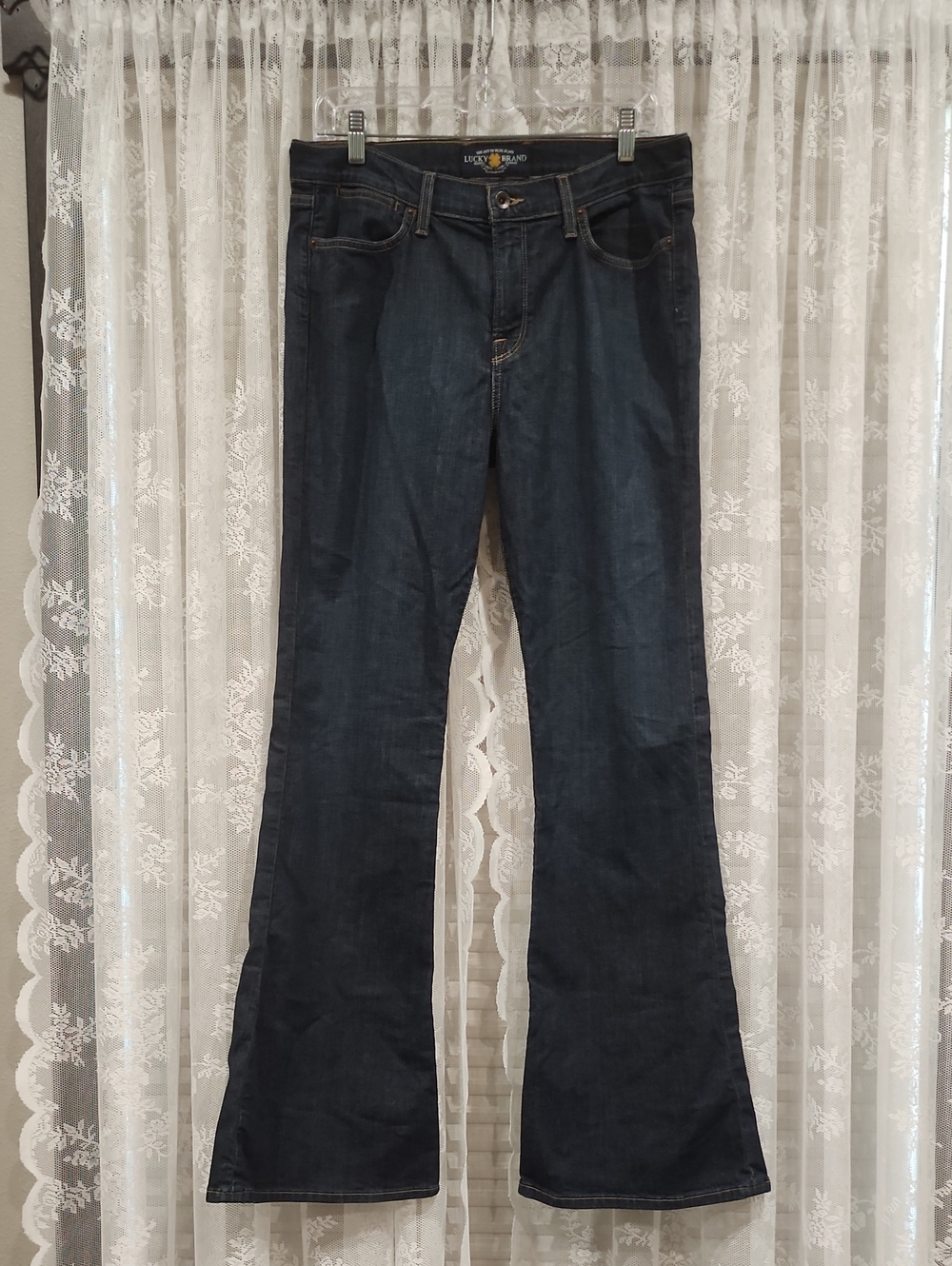 LUCKY BRAND "CHARLOTTE KICK FLARE" JEANS
